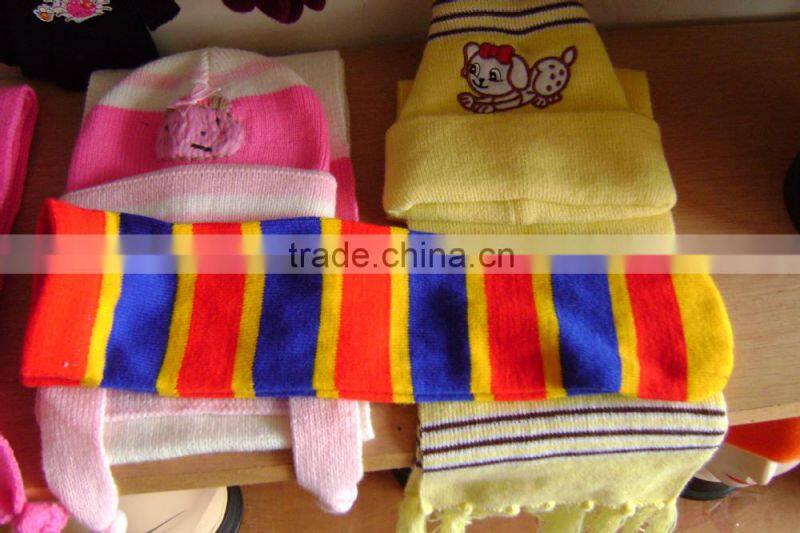 promotional customized 100% acrylic red knitted jacquard hat/scarf set with customized logo for adults
