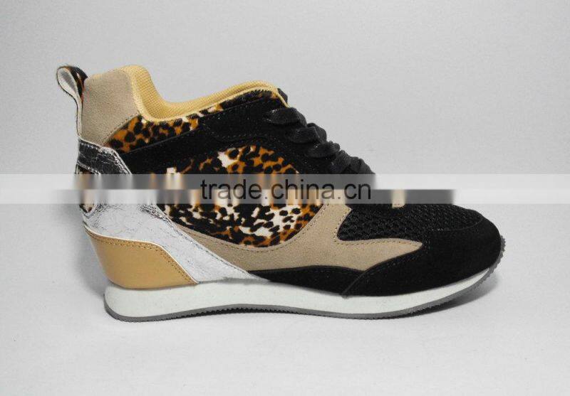 woman fashion Height increasing shoes