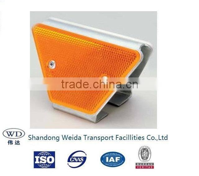 High reflective round type highway guardrail reflector delineator