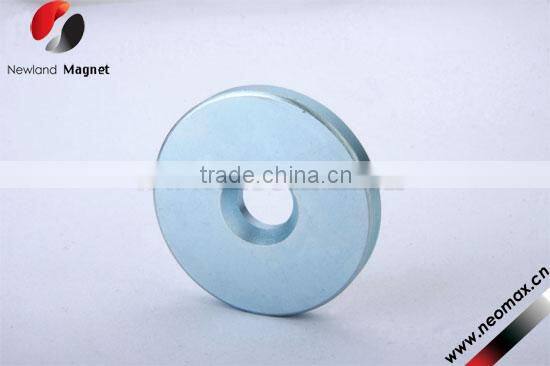 Strong neodymium monopole magnet