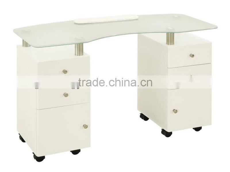 manicure tables/nail table