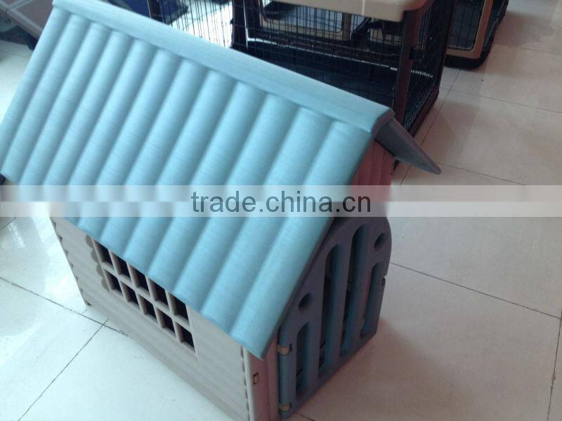PLASTIC PET HOUSE/DOG RABBIT CAGE