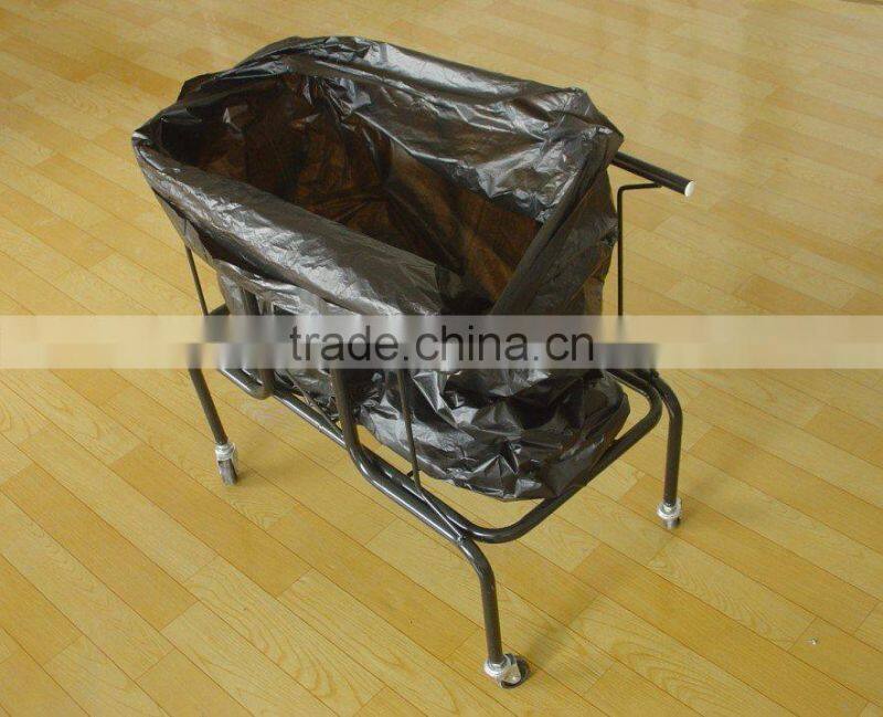 shopping cart with reusable shopping bags