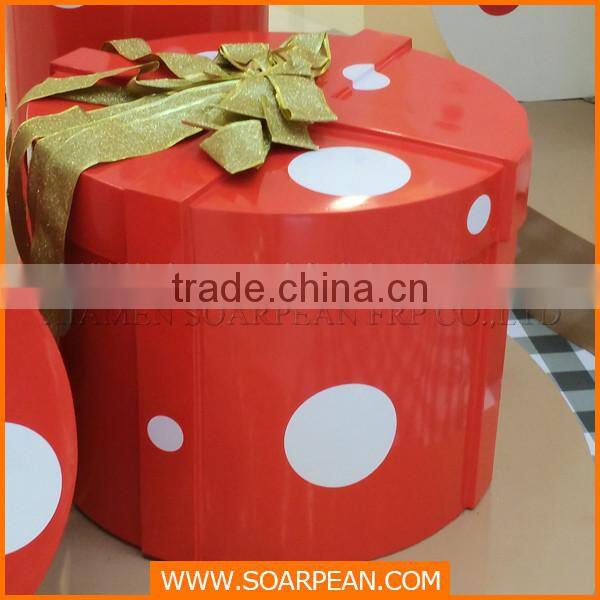 Custom gift box fiberglass window display props