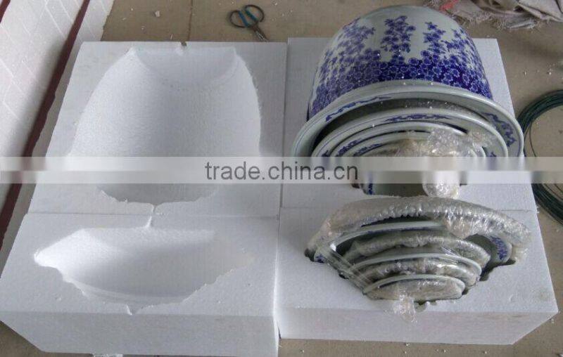 White and blue dragon patterns ceramic planter pots