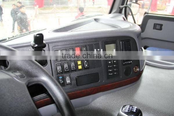 2015 SINOTRUK HOWO LNG tractor truck 6x4 low price sale