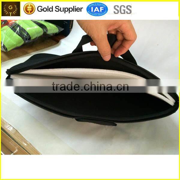 good design laptop sleeve black color with handle-1