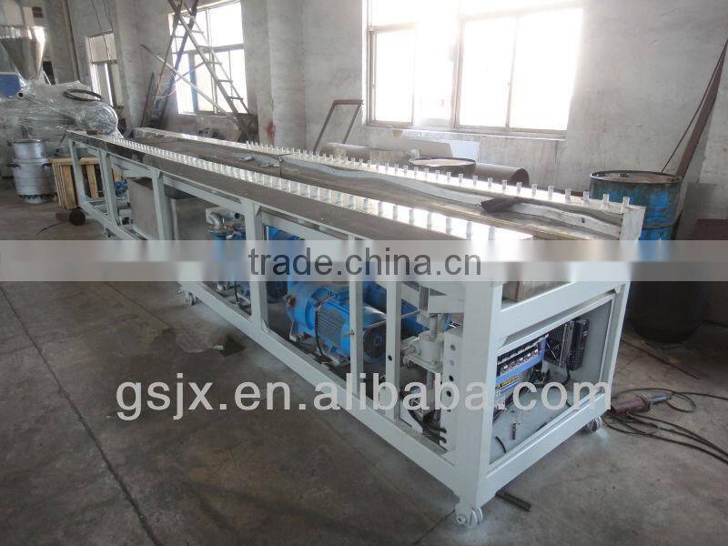 Plastic Machine PVC Window Profile Extruder