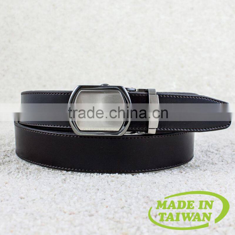 Popular fashion korean mens jeans stock lot branded mens jaens