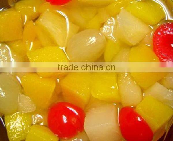 canned food -canned peach