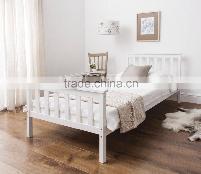 European hot pine wood bed king size natural wood color