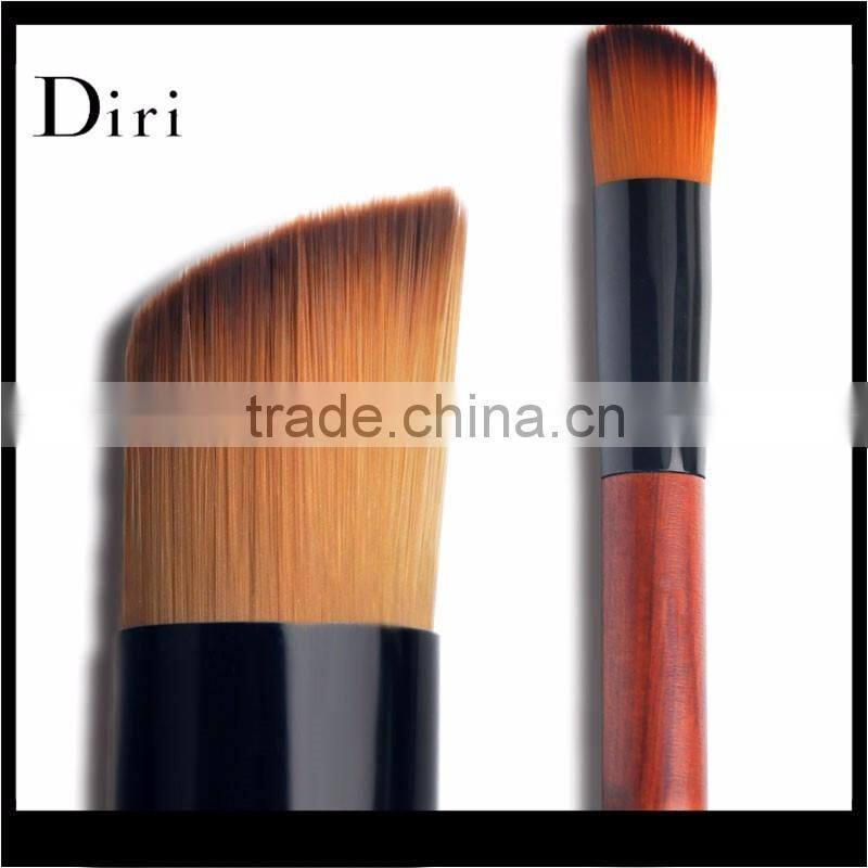 Synthetic hair professional makeup brushes