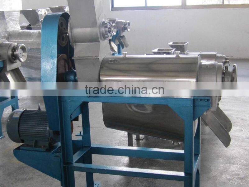 Fully automatic and high capacity industrial orange juice extractor