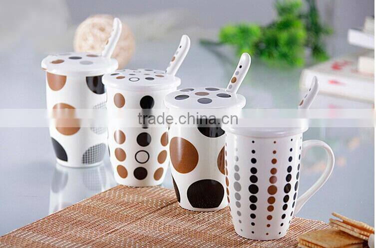 stocked drinkware type ceramic coffee mug with bamboo lid,mug with bamboo top