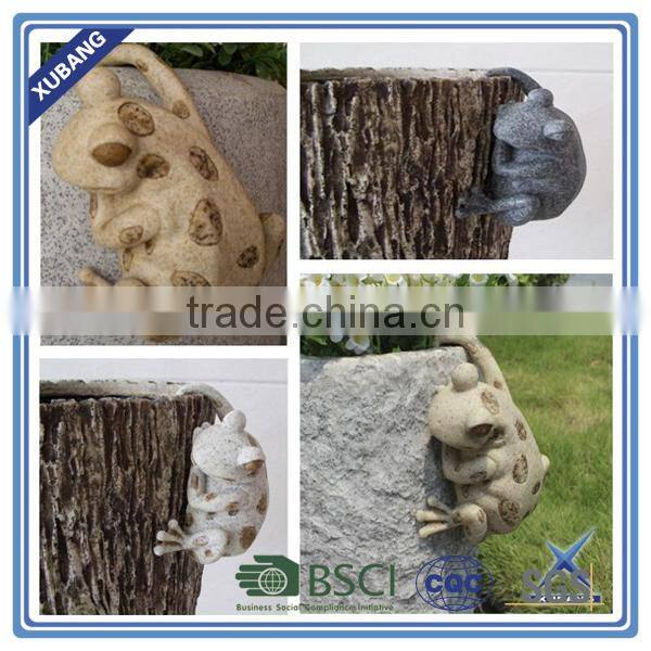 cute frog design garden pot hanger