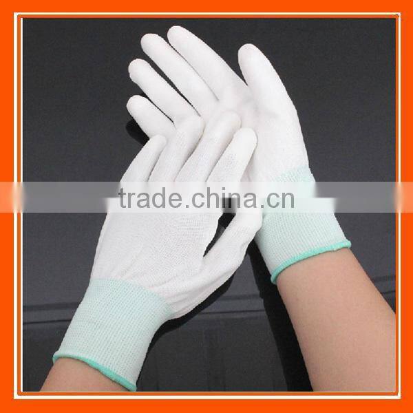 100% Nylon Gloves