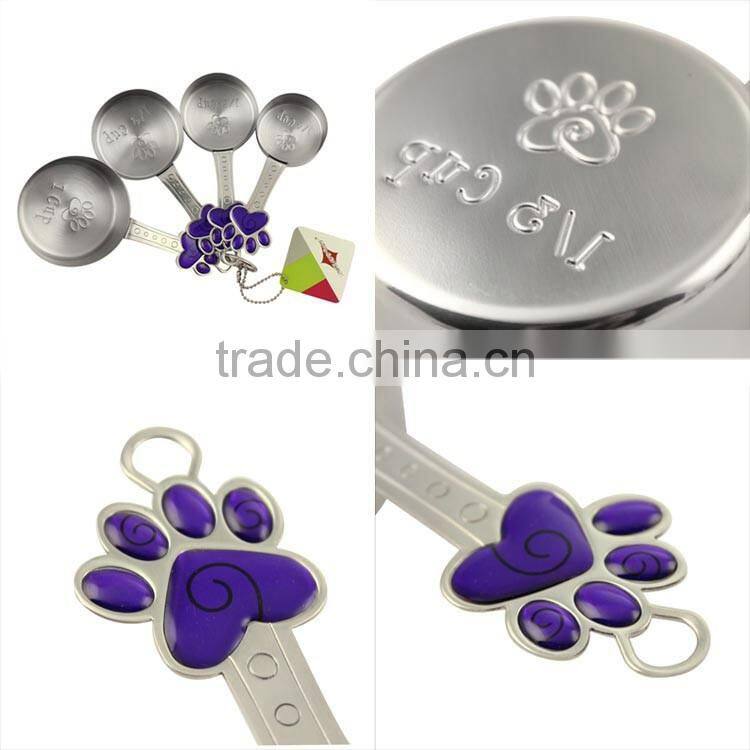 ZY-L1022 4pcs stainless steel measuring cup set with lovely doggy footprints handle