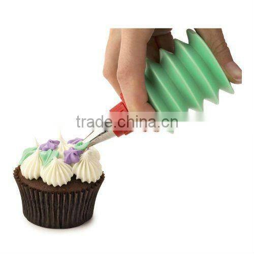 Cookie and Cupcake Decorating Set