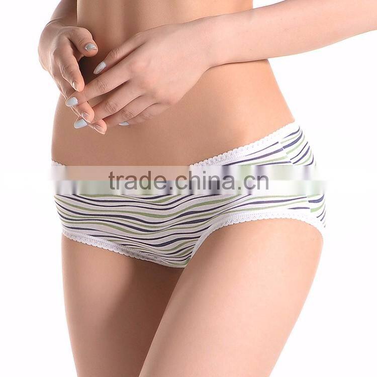2016 latest sexy design ladies bra and panties women underwear model