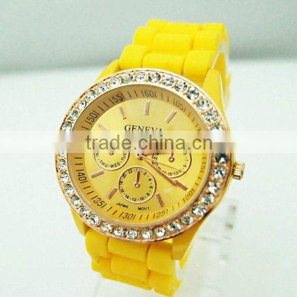 new fashion geneva 10 colors watch crystal
