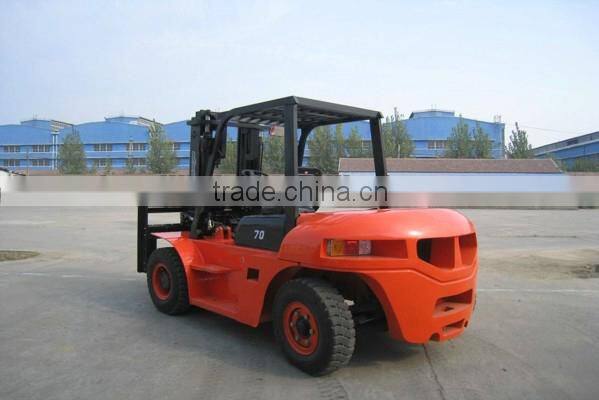 CPCD70F diesel forklift truck 7 tons