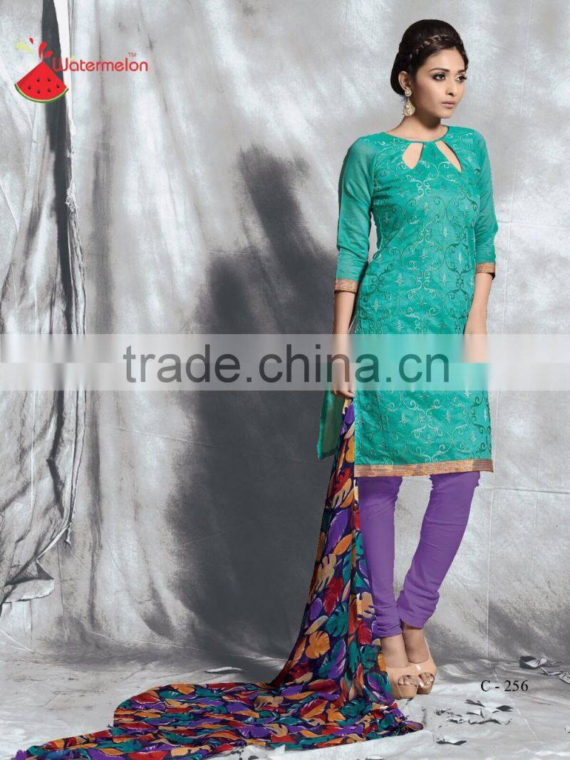 Designer Salwar Kameez In Women