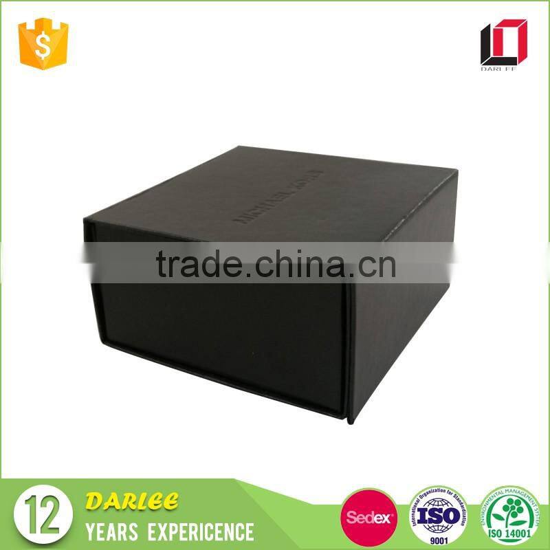 High quality matte black custom clamshell collapsible foldable packaging box with magnetic closure