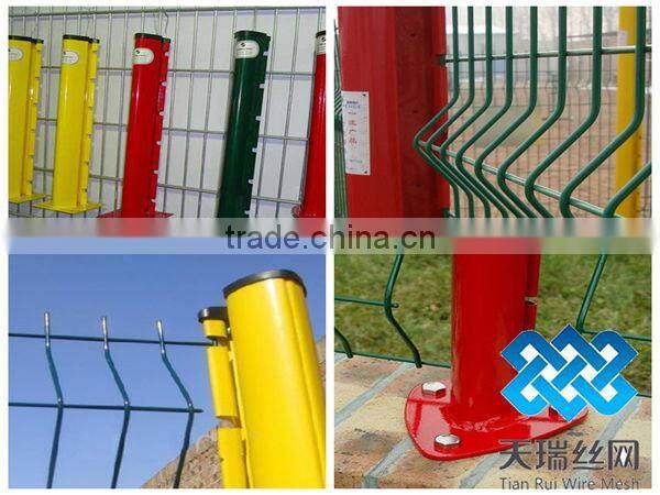 Framework and Weave-shape white pvc coated welded wire mesh fence
