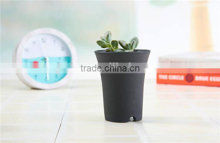 Plastic Flower Pots -Small Size