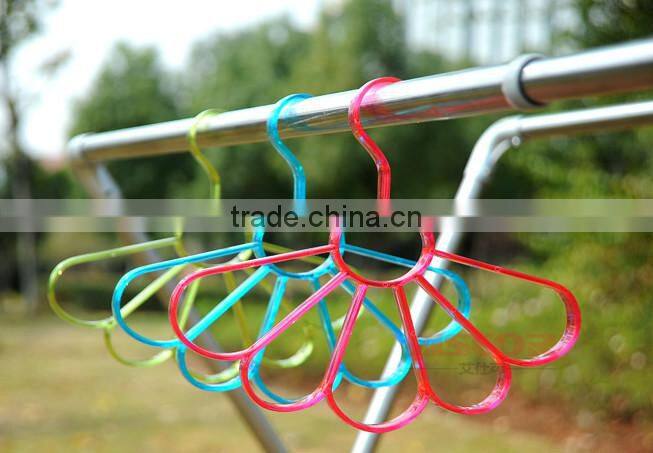Flower Shaped Belt Hanger, Plastic Scarf Hanger