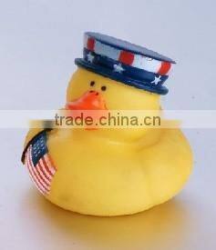 Hot selling cute rubber frog baby bath swimming family animal toy