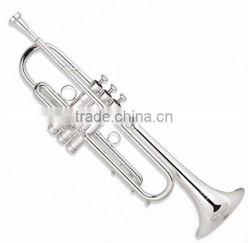 Entry model brass hunting horn