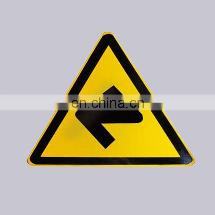 Professional OEM Factory Traffic Sign Type Custom Yellow Triangle Reflective Road Sign