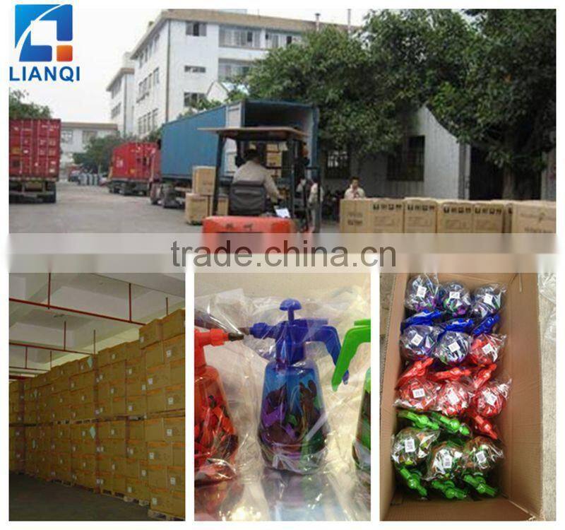 Plastic water balloons pumper bottle