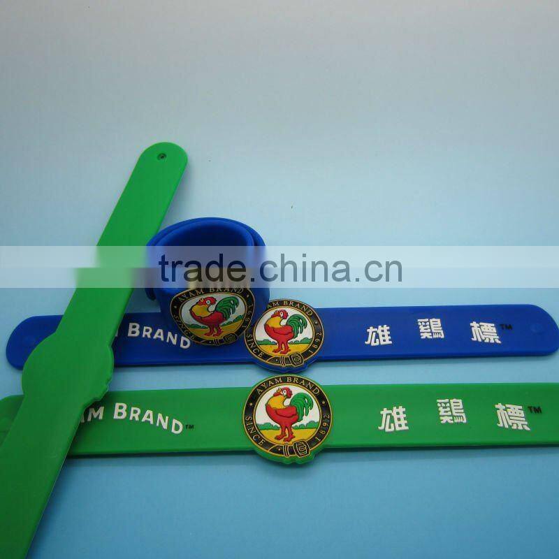 Promotional and Eeco-friendly 3D Cocks Shape reflective silicon snap bracelet