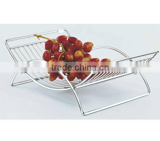 Metal apple basket
