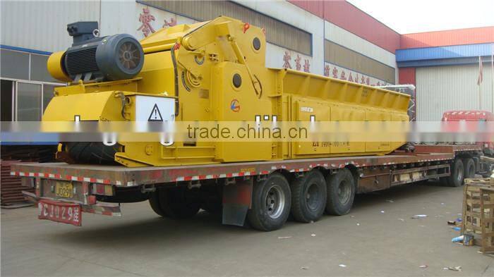 industrial wood chipper