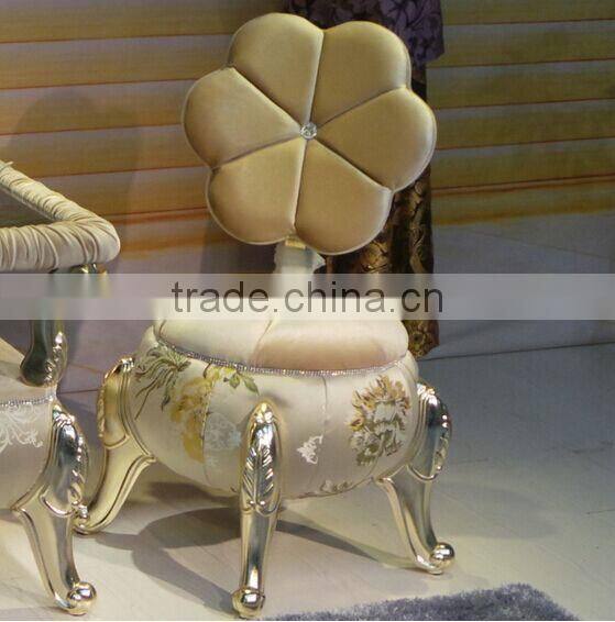 BISINI Fancy Flower Shaped Solid Wood with Fabric Chair, Neoclassic Style Living Room Tea Table and Chair Set (BF01-X1198)