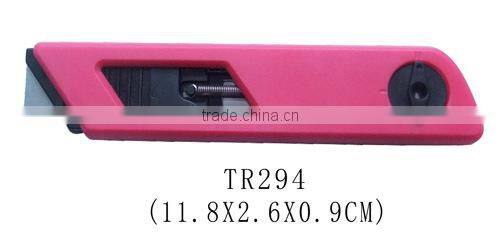 Plastic cutter knife with safe lock