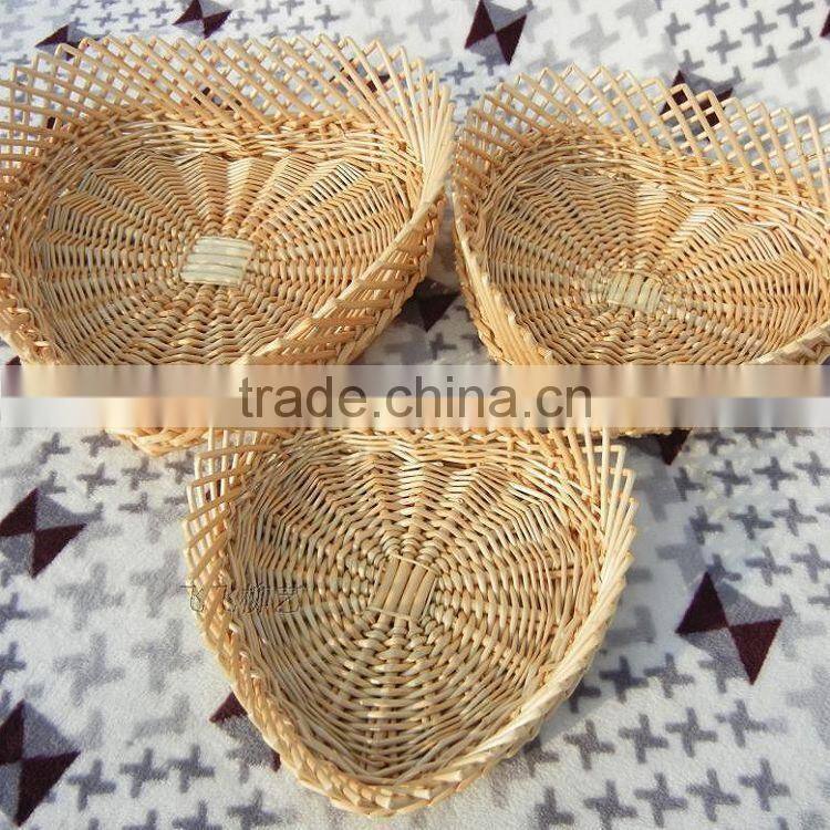 heart shape sweet exquisite Willow fruit basket