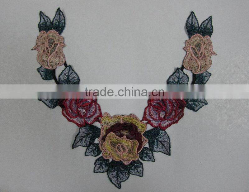 2015 new style beaded flower neck applique patch