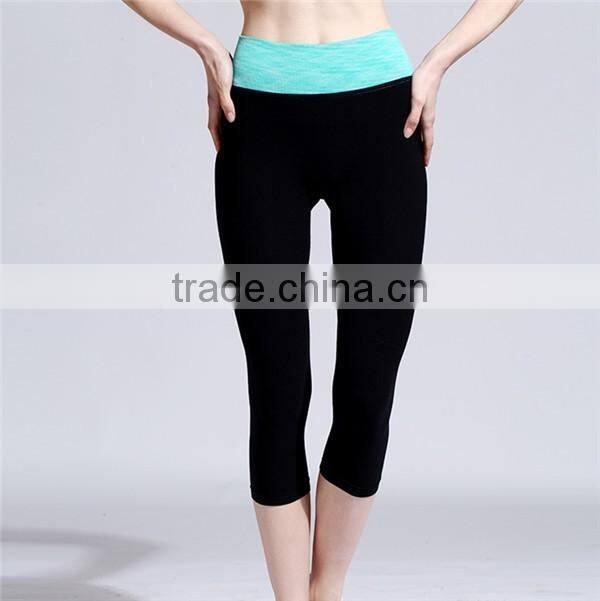 Made in China high quality fashion sports yoga capri legging