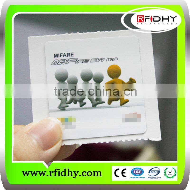 Low cost passive uhf rfid tag