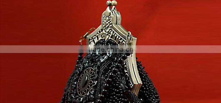 LS-011Wholesale Fashion Pearl Beaded Elegant Cosmetic Bag