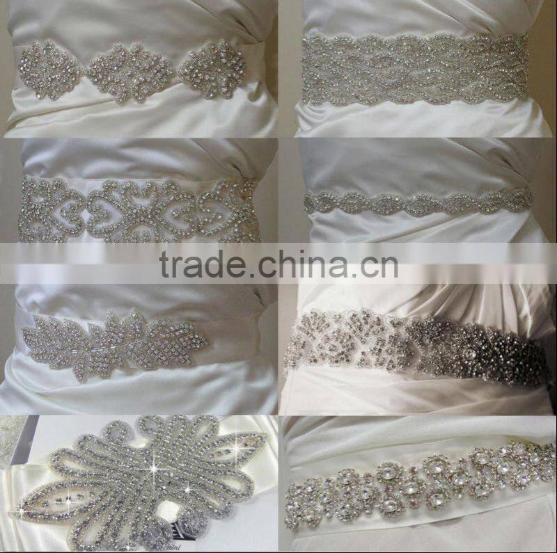 Bridal trimmings clear crystal rhinestone applique with pearls hotfix for wedding dress accessory