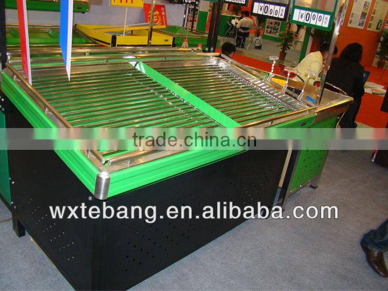 supermarket gondola shelving