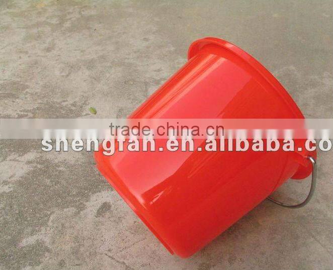 8L PE plastic strong bucket with lid