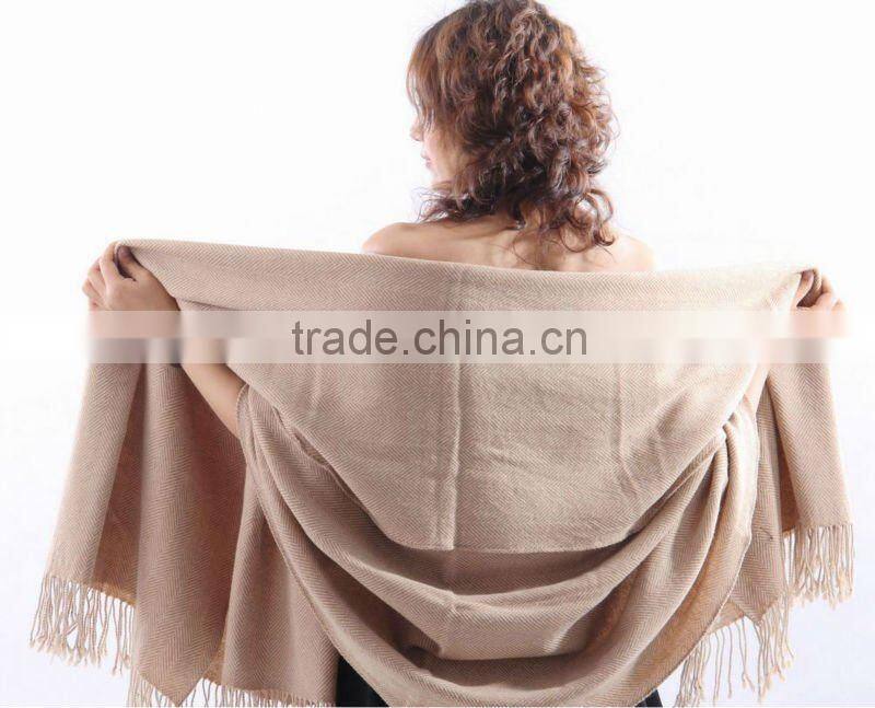 winter use pure camel wool herringbone shawl