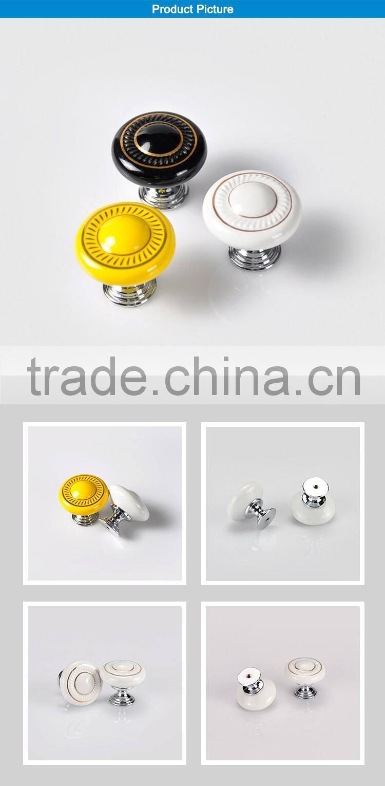 Wholesale competitive price deliacte ceramic closet knobs