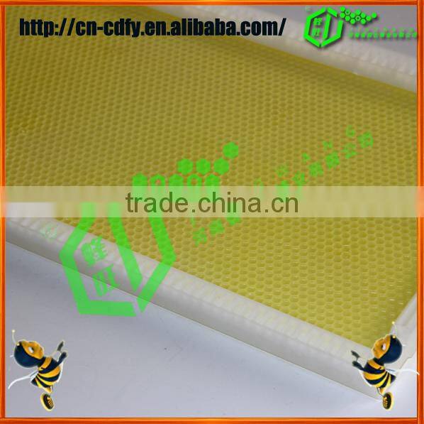 Reusable Beeswax Foundation Sheet with plastic frame /Beeswax Foundation Sheet